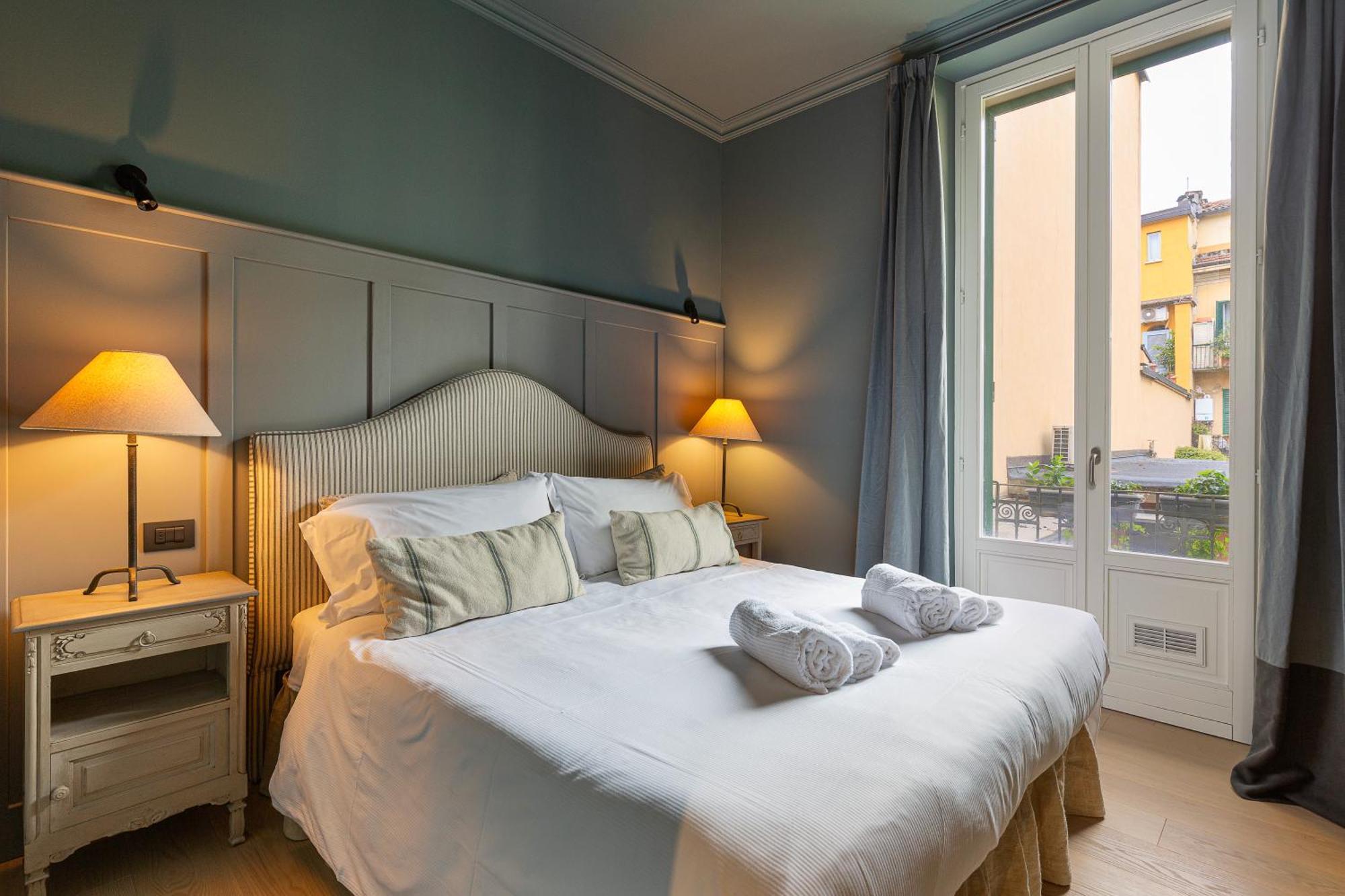 Apartment Luxury Terrace In The Center Of Garibaldi Train Station Brera Mailand
